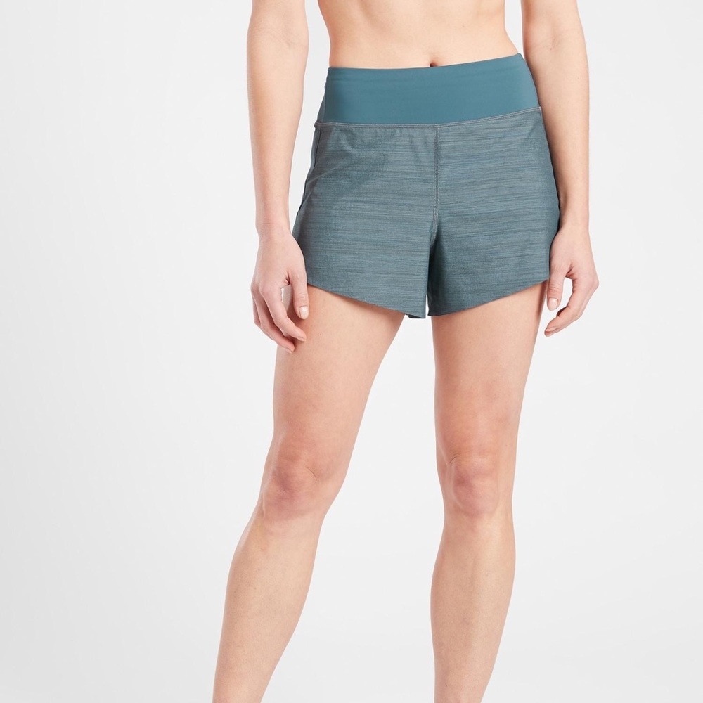 NWOT Athleta Run With It Textured Shorts (3.5 inch inseam)